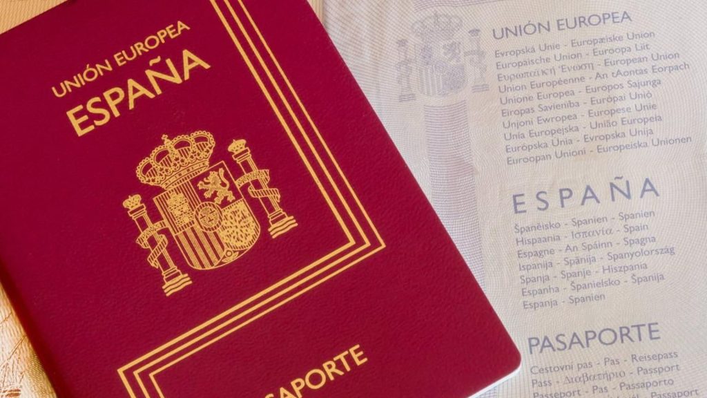 El pasaporte español: el segundo más poderoso del mundo