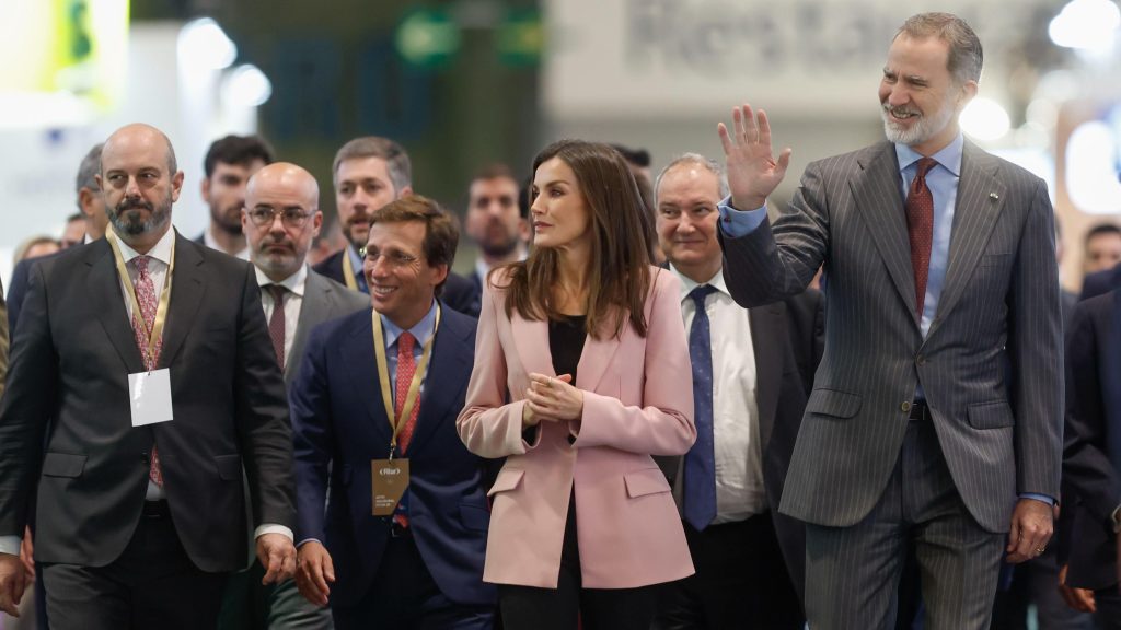 Los reyes de España inauguran la 45 edición de Fitur