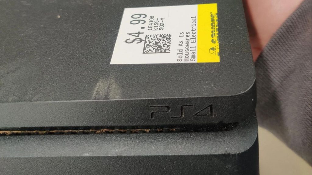 Te arriesgas a comprar una PS4 usada por 5 euros y la sorpresa es increíble